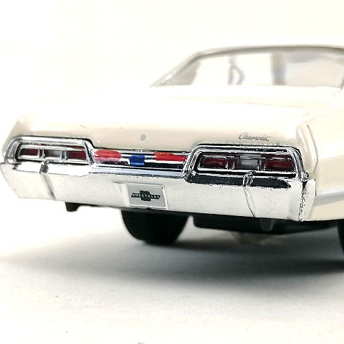 Машинка металева Kinsmart 1:43 1967 Chevrolet Impala (колір бежевий) KT5418W