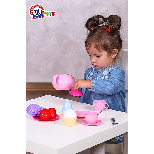 Іграшковий набір посуду для чаювання "ТехноК" (арт. 7259) – якість та розваги!