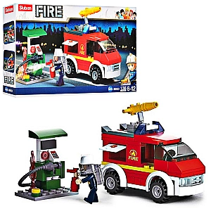Конструктор SLUBAN M38-B0623 Пожежна машина та заправка 136 деталей, фігурка рятувальника