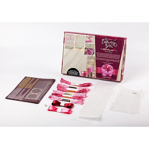 Творчий набір: Вишивка та декорування скриньки Embroidery Box EMB-01-01