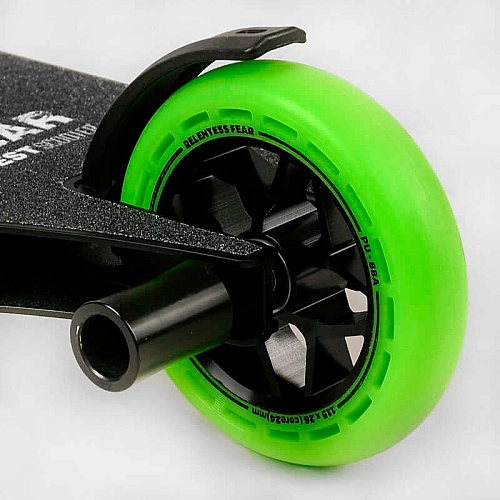 Самокат трюковый Best Scooter FEAR МТ-60611, SCS-система, ПЭГИ, алюминиевые диски и дека.