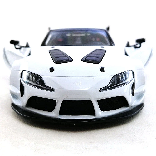 Машинка металева Kinsmart 1:36 Toyota GR Supra Racing Concept KT5421W інерційна, двері відчиняються / Білий