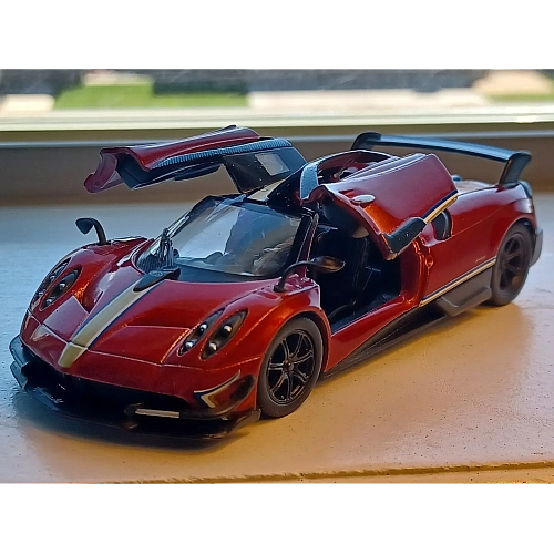 Машинка металлическая Kinsmart 1:38 2016 Pagani Huayra BC инерционная, дверь открывается KT5400WF / Красный с принтом