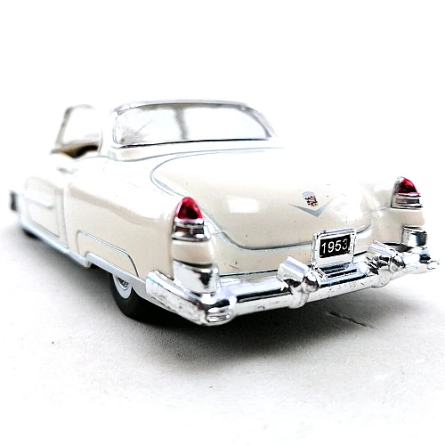 Металева машинка Kinsmart 1953 Cadillac Series 62 Coupe 1:43 (KT5339W) колір Білий
