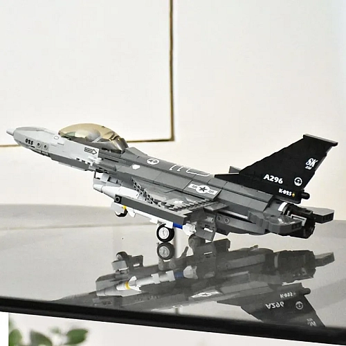 Конструктор Sluban Винищувач F-16C "Сокіл" 521 деталь M38-B0891